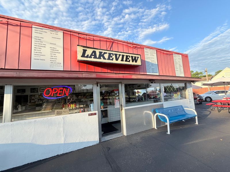 Lakeview Drive Inn, Winona