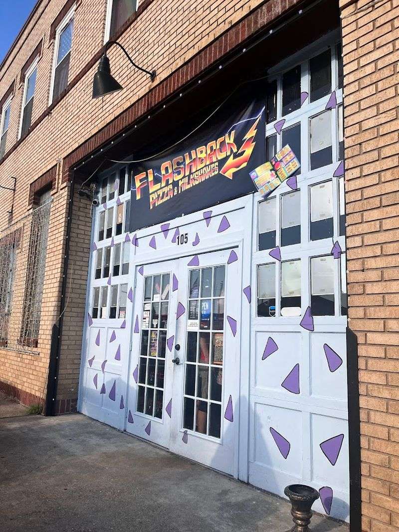 Flashback Pizza And Milkshakes, Rogers