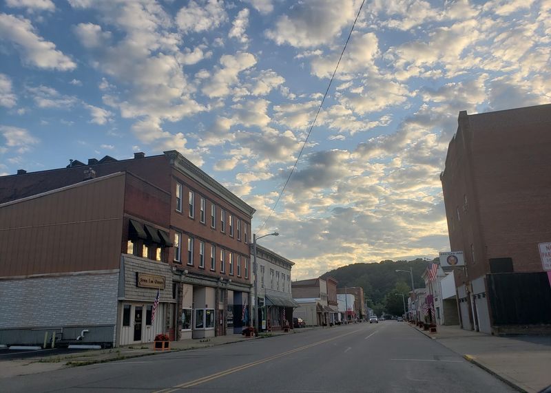 Newcomerstown, Tuscarawas County Newcomerstown, Tuscarawas County