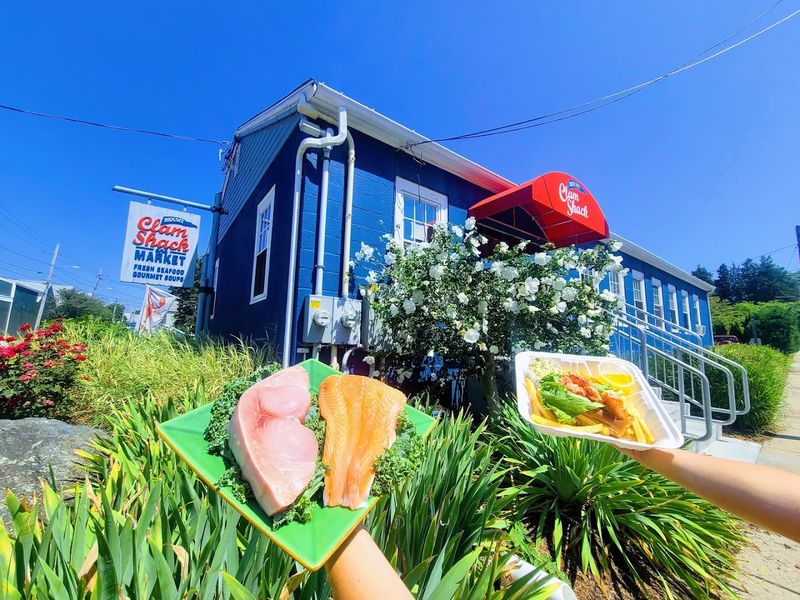 Blount Clam Shack And Market