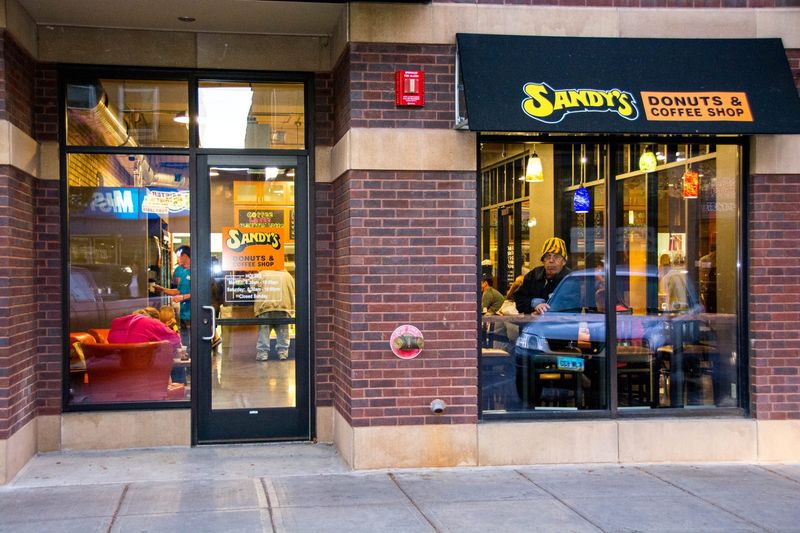Sandy’s Donuts