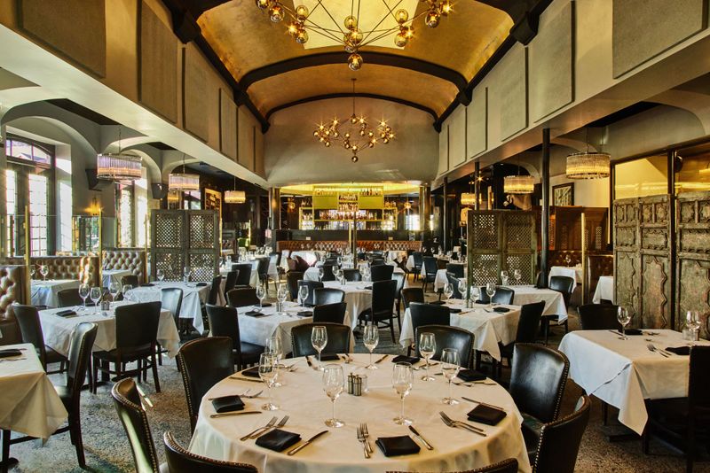 Al Biernat’s Oak Lawn