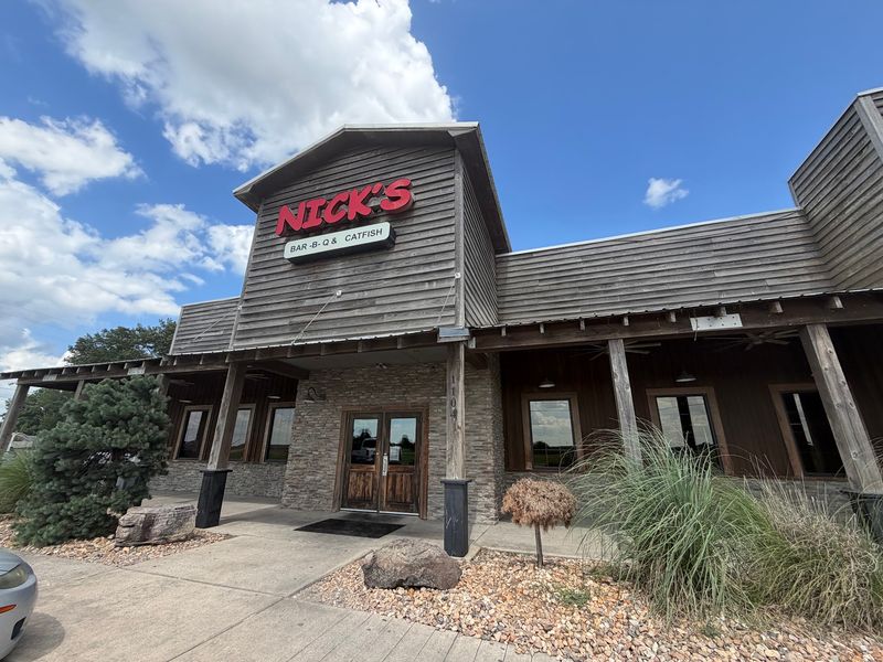 Nick's Bar-B-Q & Catfish, Carlisle