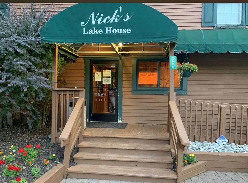 Nick's Lake House, Lake Harmony
