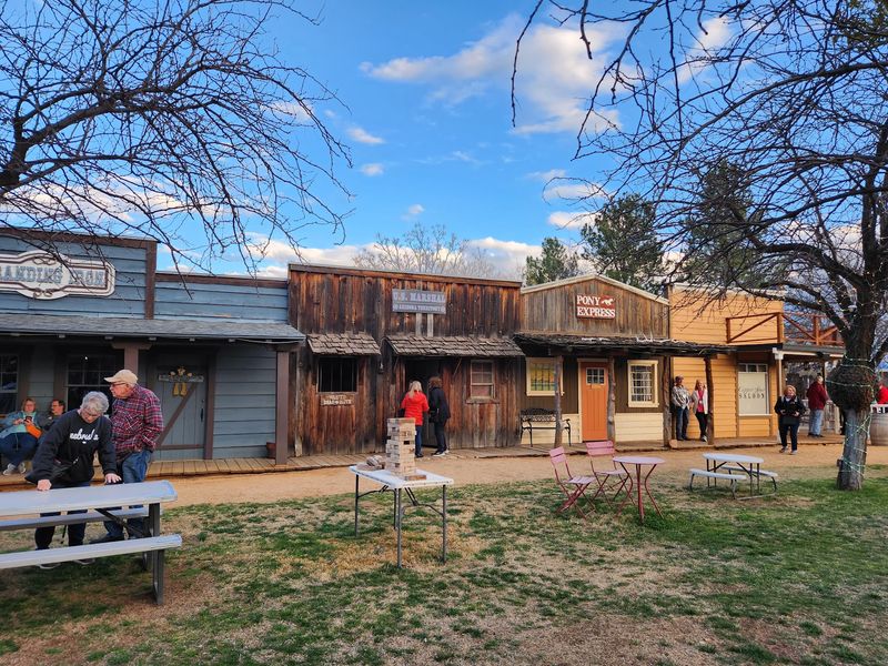 Ninety Minutes of Old West Play Before Dinner