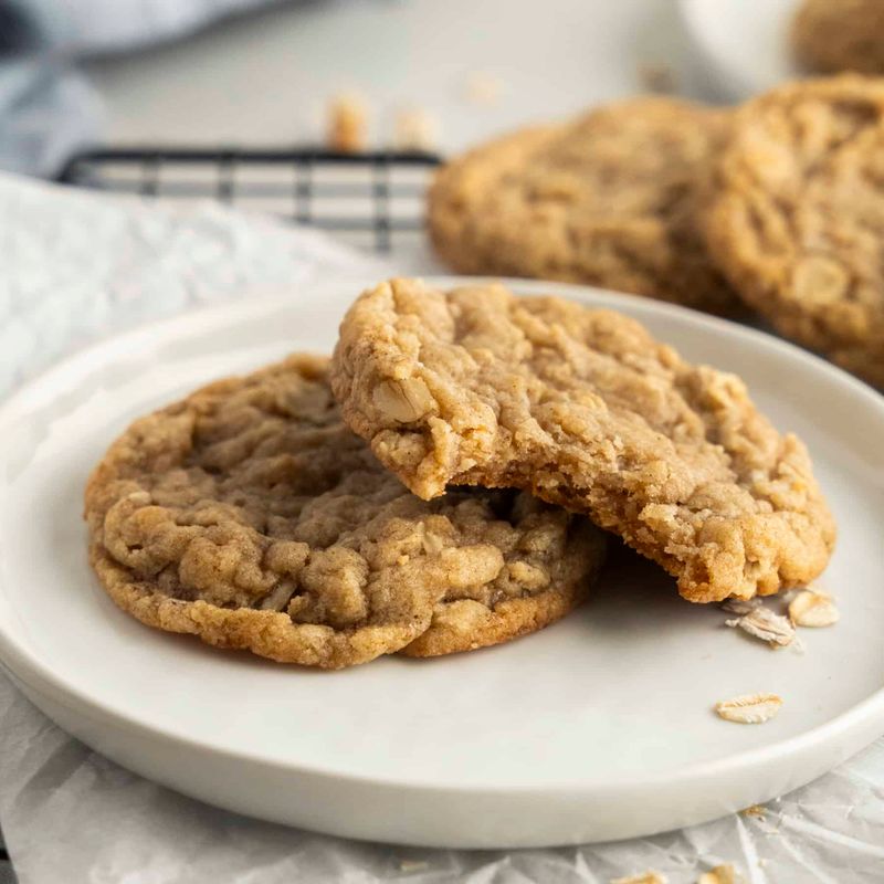 Chewy Peanut Butter Oatmeal Cookies