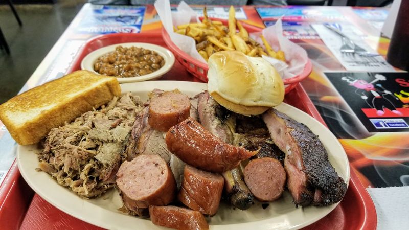 Balanced Smoke That Doesn't Overpower The Meat