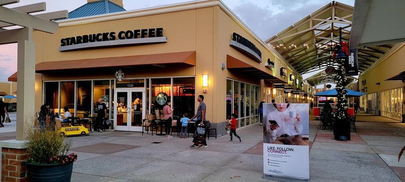 Convenient Location Right Off Route 422