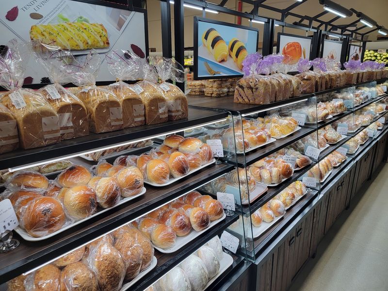 Noodles And Rolls Bring Japan To John R Road