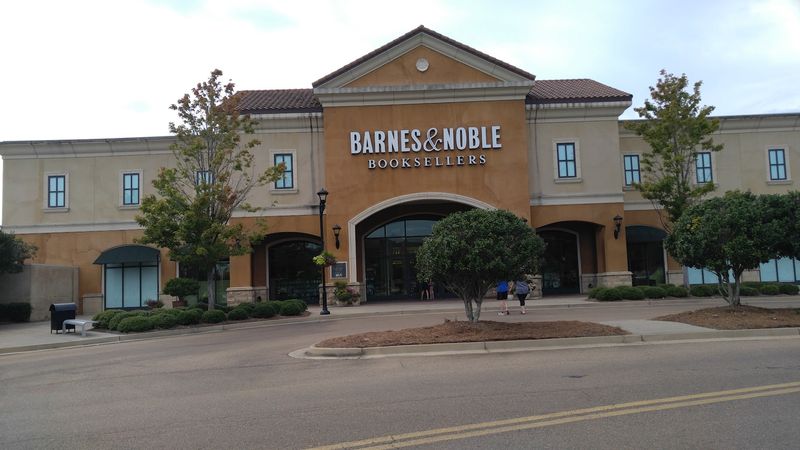 Barnes & Noble