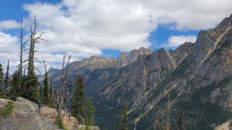 North Cascades Scenic Highway