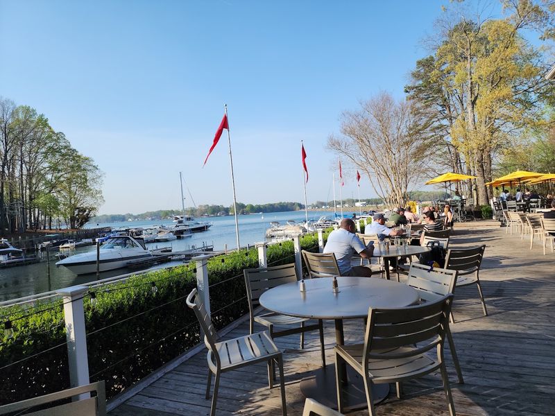 North Harbor Club