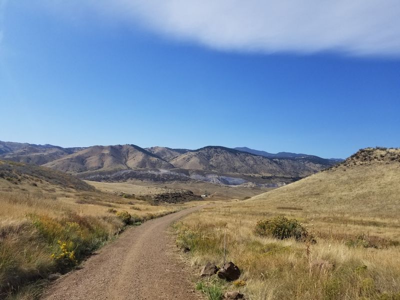 North Table Mountain Park West Trailhead, Golden