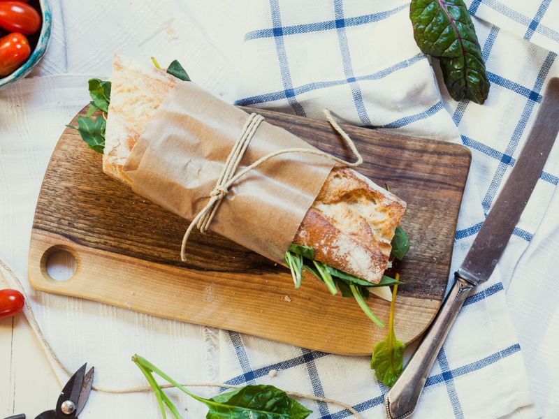 Not Allowing Sandwiches to Rest Before Cutting