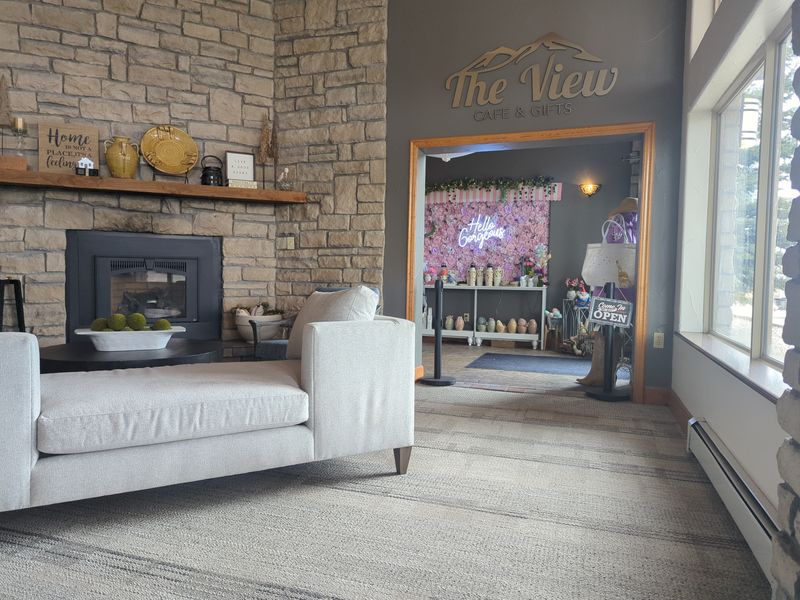 The View Cafe and Gifts