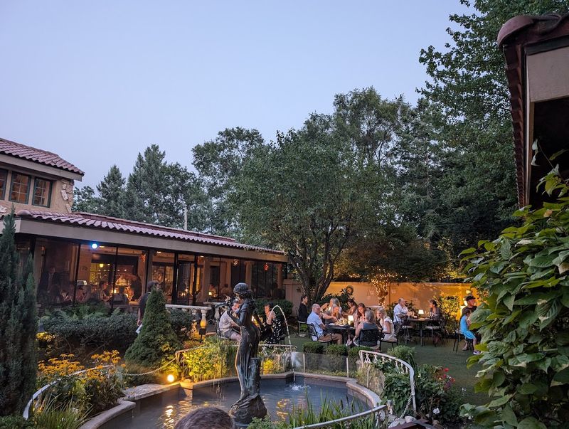 Go When Outdoor Seating Can Do Its Work