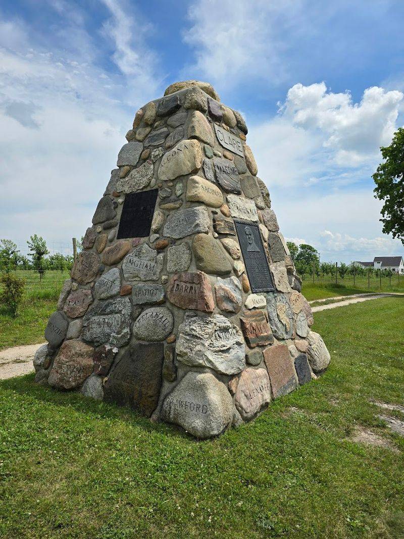 Notice The Interplay Of Monument And Landscape Notice The Interplay Of Monument And Landscape