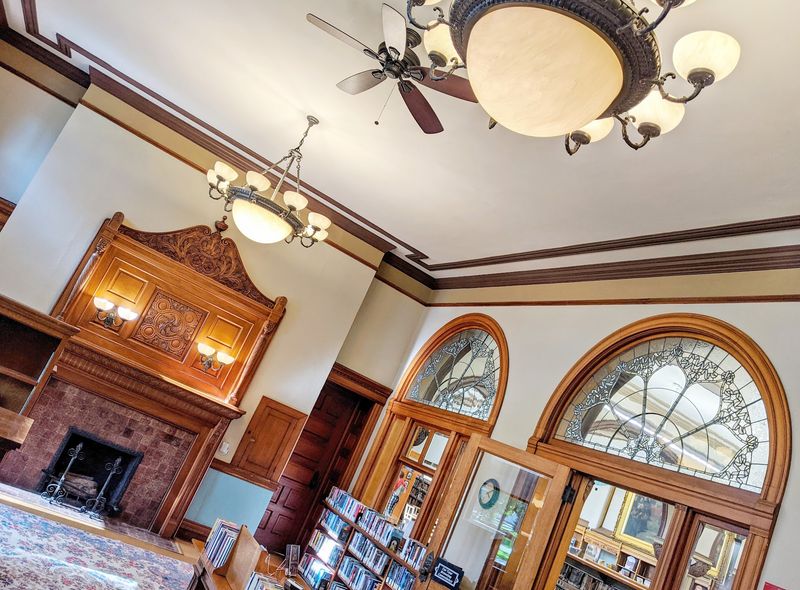 Notice The Murals And Quiet Room