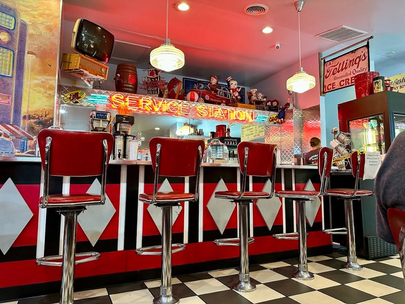 Nutcracker Family Restaurant, Pataskala