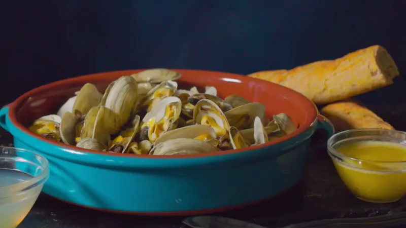 WORTH IT: Fresh-Caught Steamer Clams