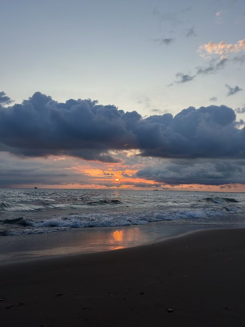 Oak Street Beach, Lake Michigan, Chicago Oak Street Beach, Lake Michigan, Chicago