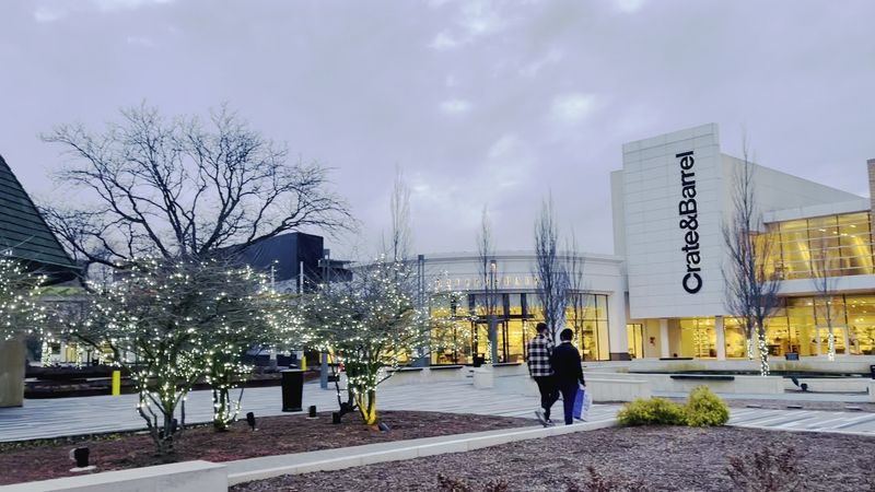 Oakbrook Center