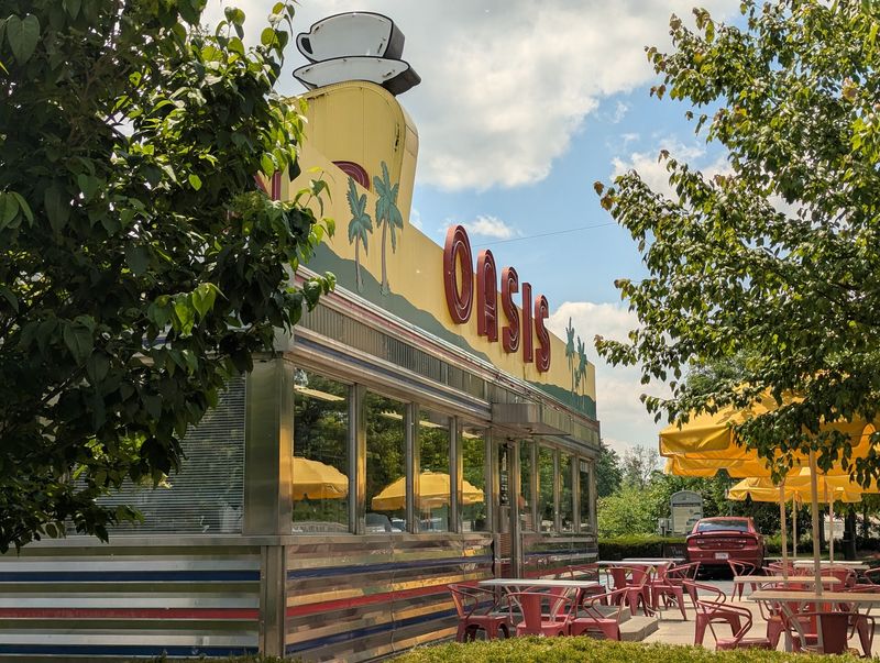 Oasis Diner 
