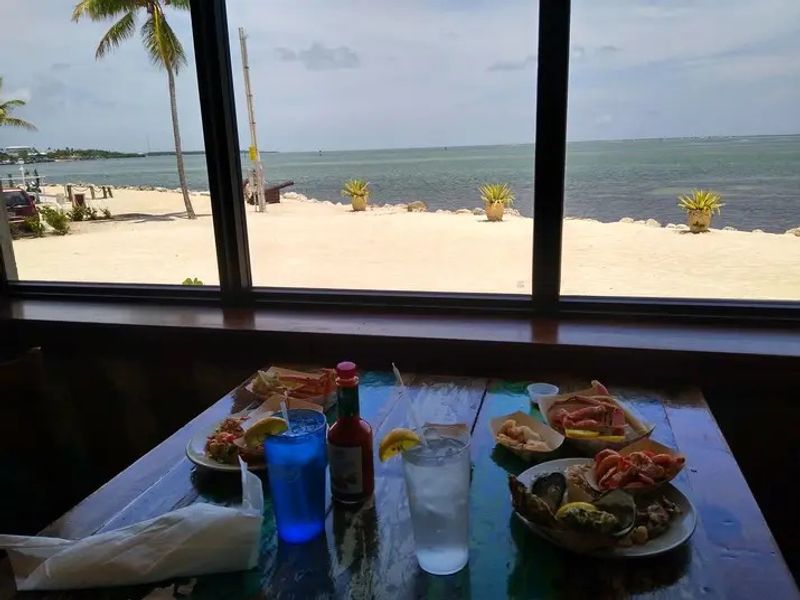 Ocean Views, Atmosphere, And Why The Setting Makes The Meal Better