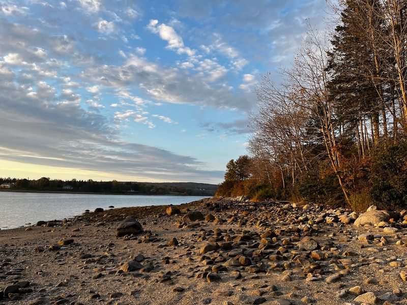 Oceanfront Camping At Reach Knolls, Brooklin