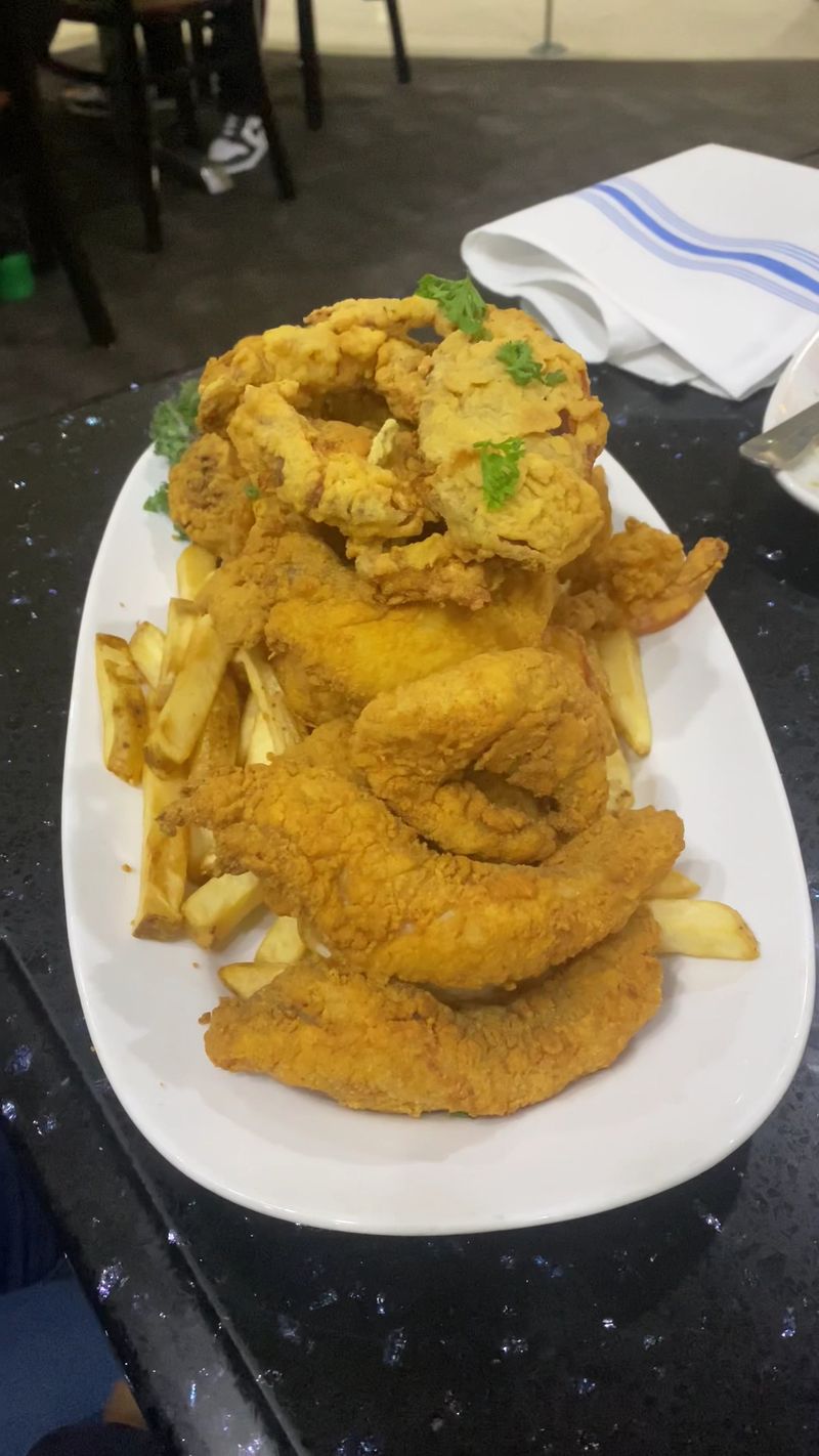 Deanie's Seafood – New Orleans