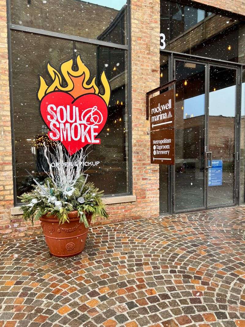 Soul & Smoke - Avondale at Rockwell on the River – Chicago