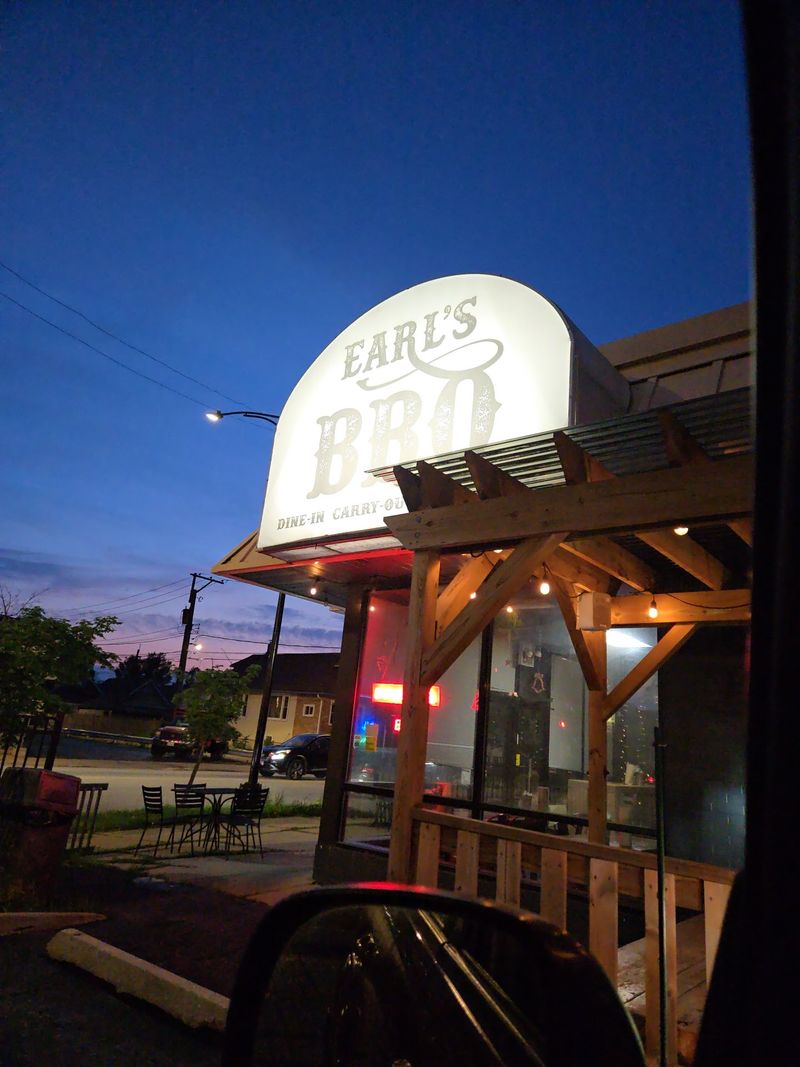 Earl's BBQ – Chicago