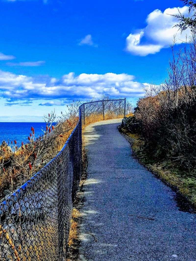 Ogunquit’s Ocean-Edge Stroll