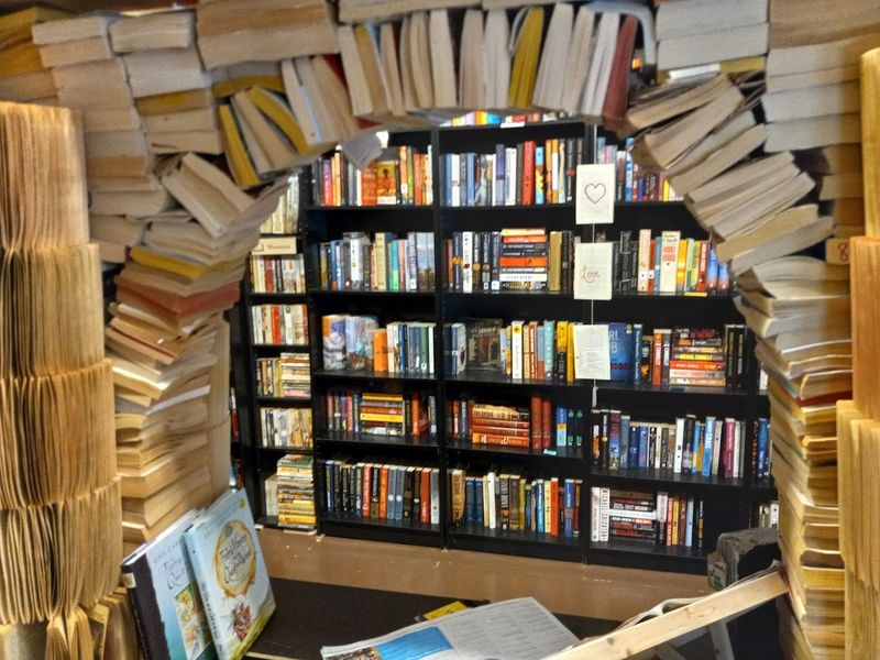 Mulberry St. Books, Lebanon