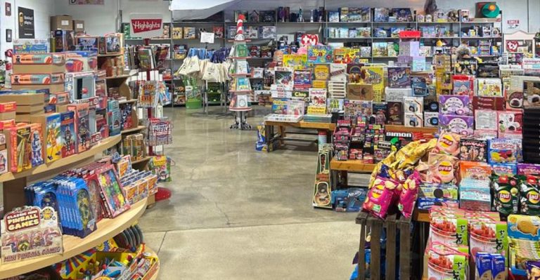 Ohio Has A Nostalgic Candy Shop That Makes Childhood Memories Taste Fresh In 2026