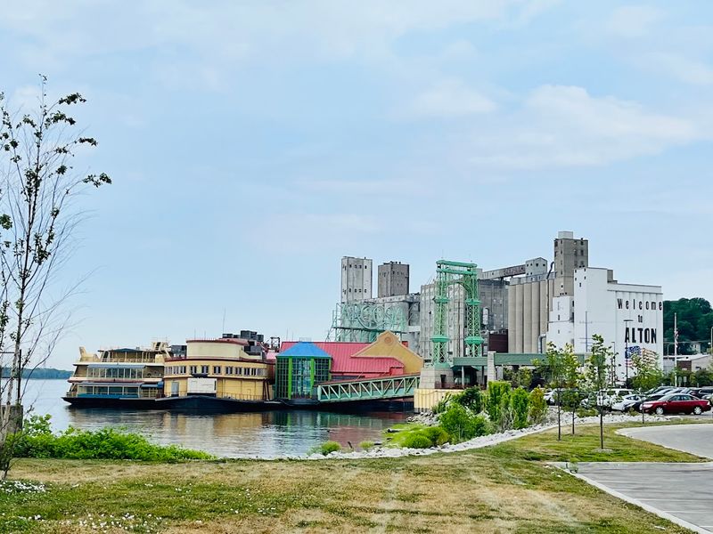 Meeting Of The Great Rivers Scenic Route (Near Alton, Illinois)