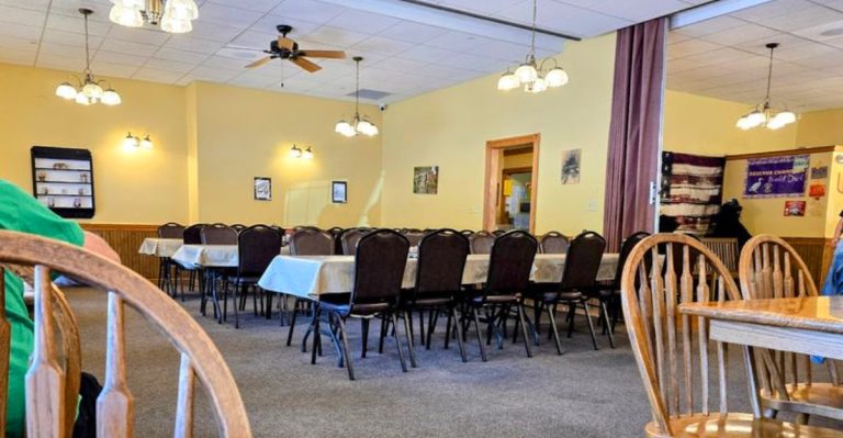 Ohio’s Biggest Feast Is Waiting For You At This Legendary Restaurant