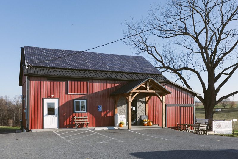 Old Barn Creamery & Bakery