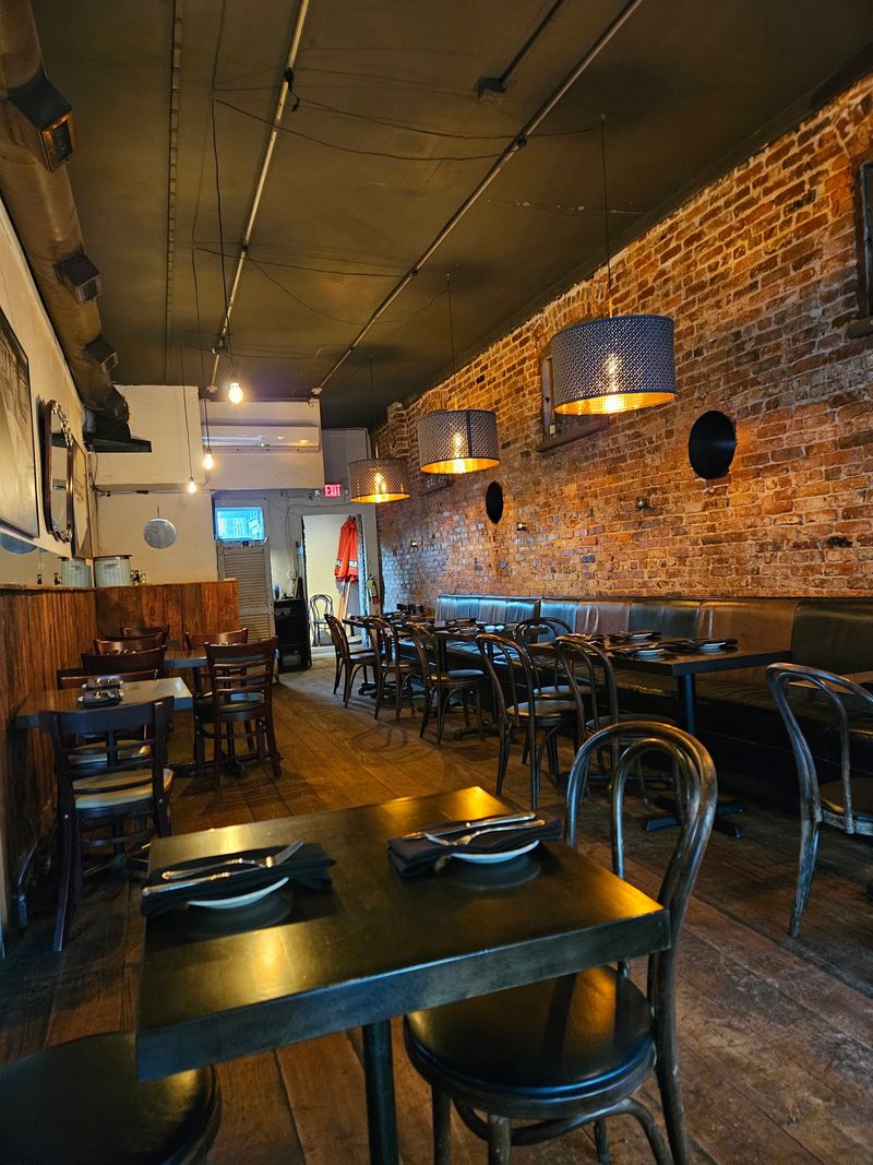 Old Bull Tavern, Beaufort