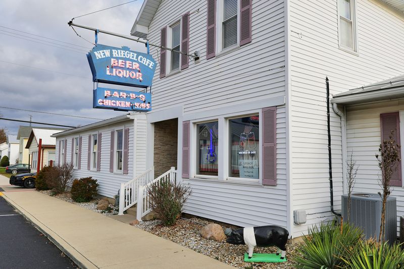 New Riegel Cafe, New Riegel