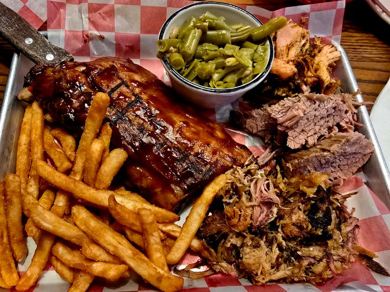 Millstone Southern Smoked BBQ – Logan
