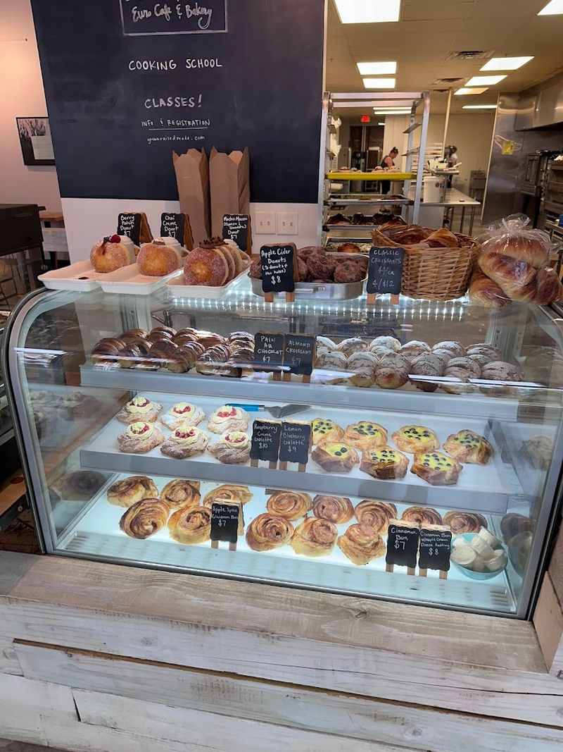 Blue Heron Café & Bakery