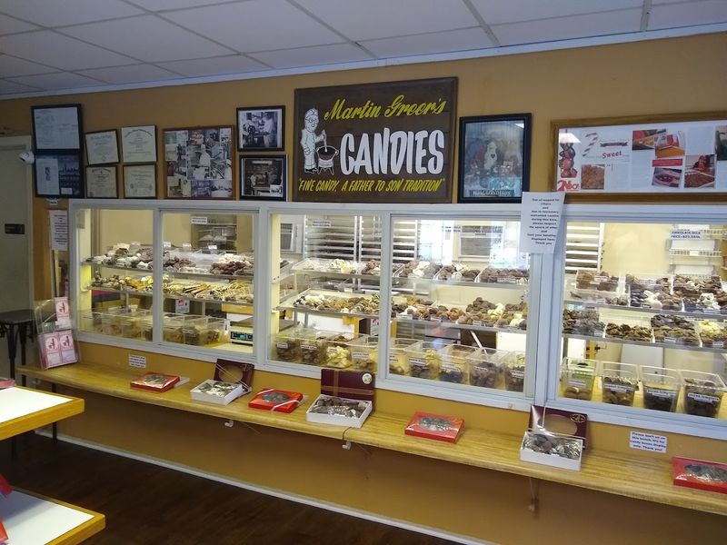 Ozark Roadside Destination Drawing Cross Country Visitors