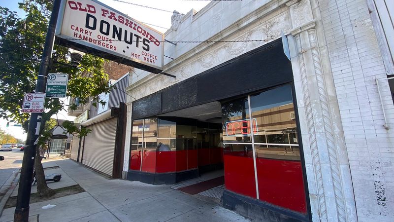 Old Fashioned Donuts, Chicago, IL