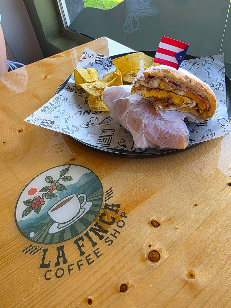 La Finca Coffee Shop - Haines City