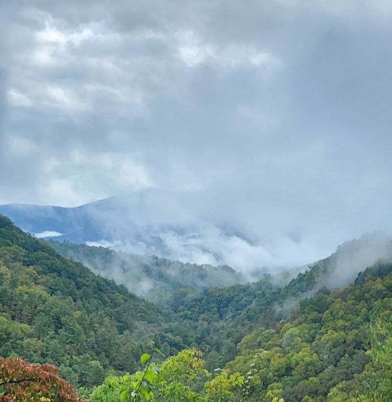 The Ridge Views Are Genuinely Jaw-Dropping