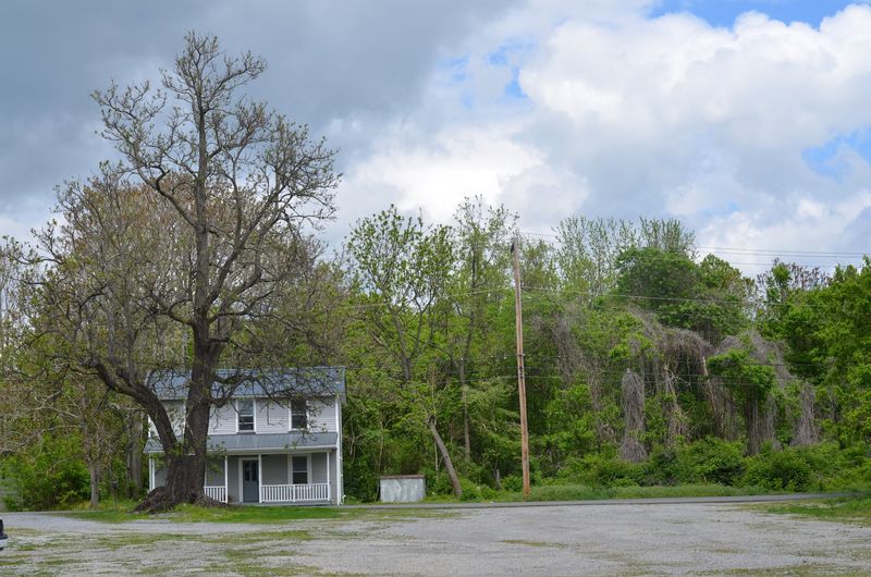 Old Houses With Fancy Trim Steal The Show In East Radford