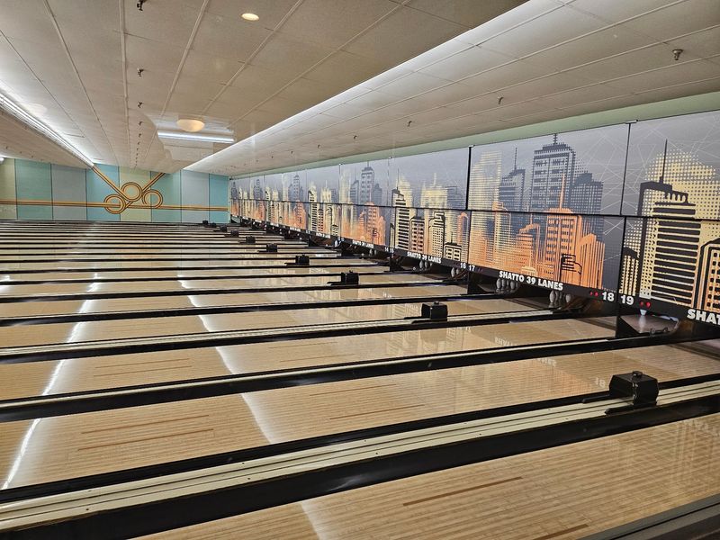 Old-School Bowling That Refuses To Get Flashy