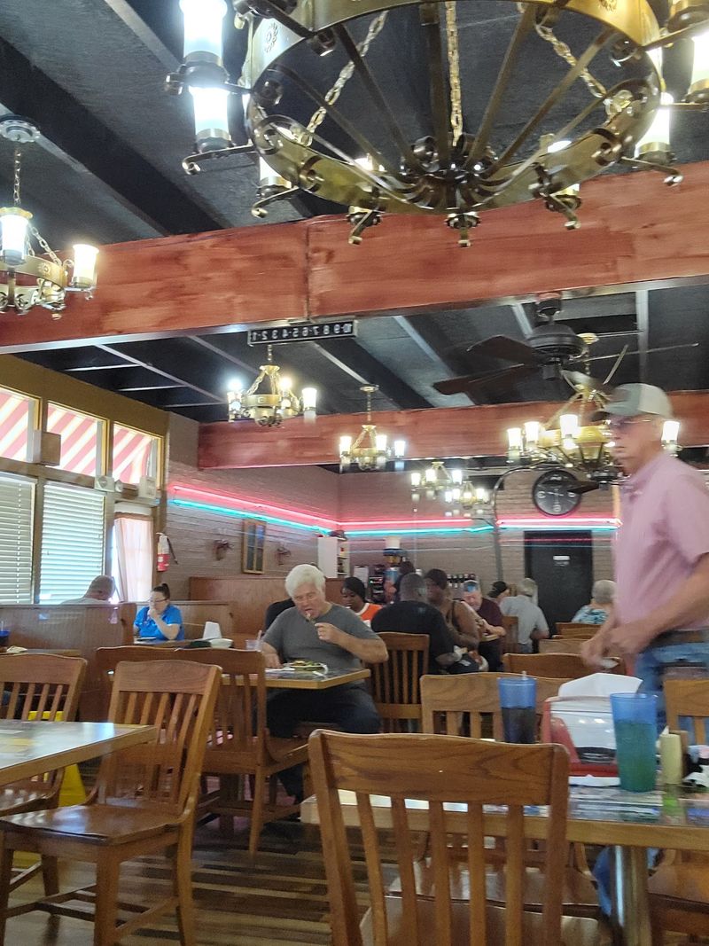 Old-School Chandeliers Add An Unexpected Touch Old-School Chandeliers Add An Unexpected Touch