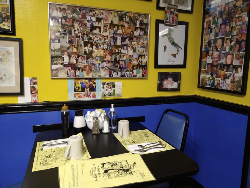 Old School Decor With Family Photo Memories